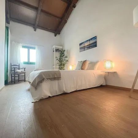 Masia Blanca Holiday home Deltebre
